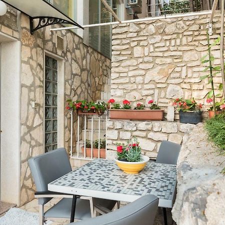 Luxury 1 Bedroom Apartment In ראבץ מראה חיצוני תמונה